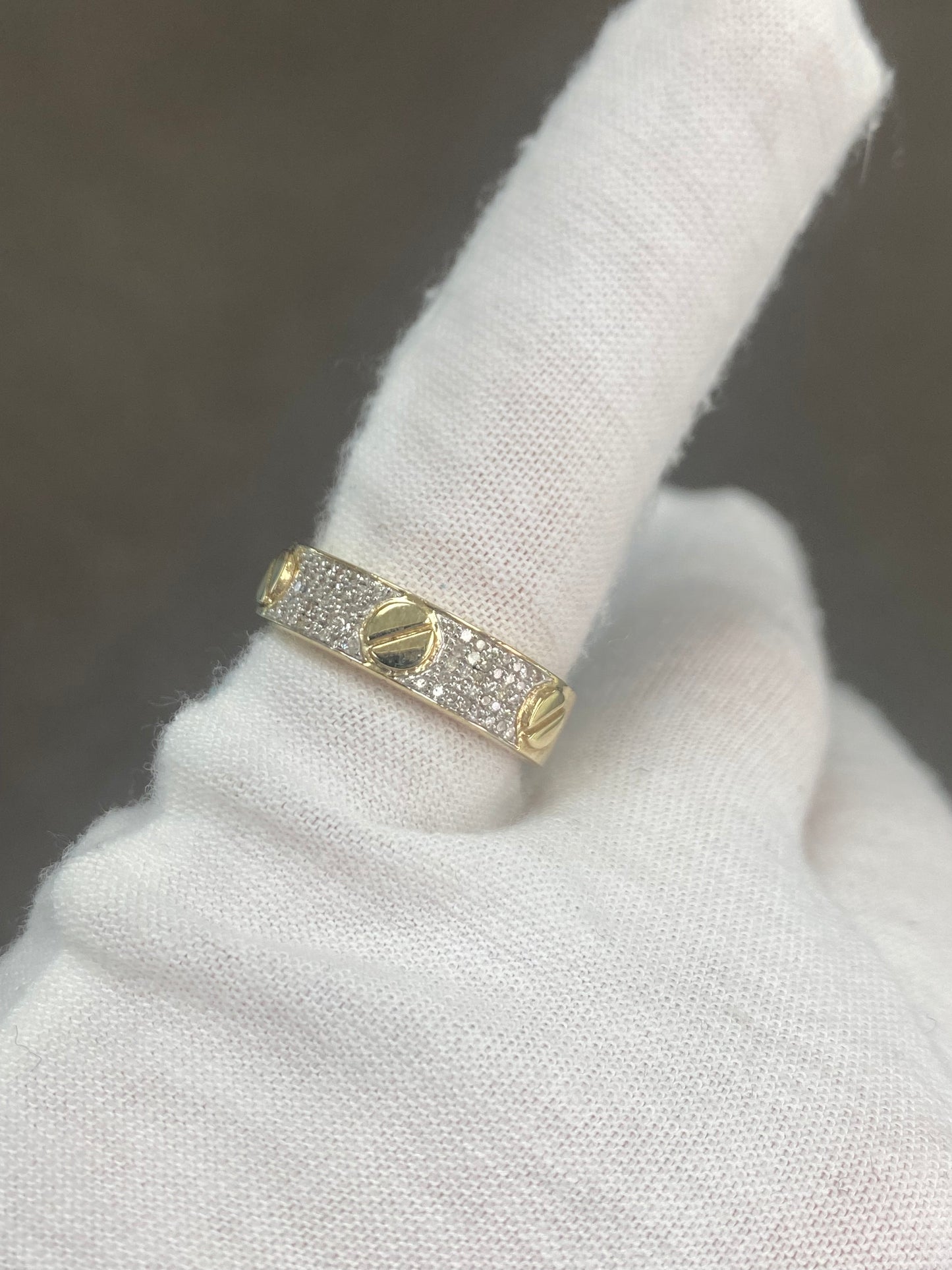 10k gold natural diamond ring