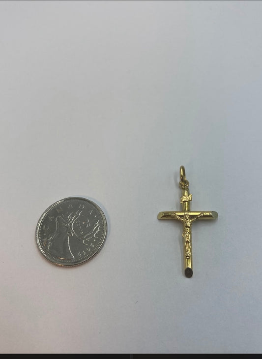 18 karat gold cross pendant