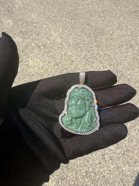 14k gold and diamond jade pendant