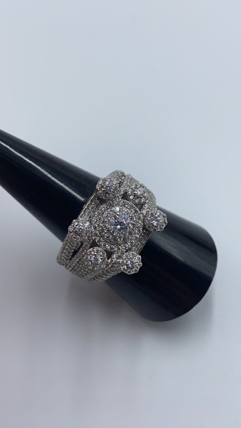 925 Silver kingdom ring Cz