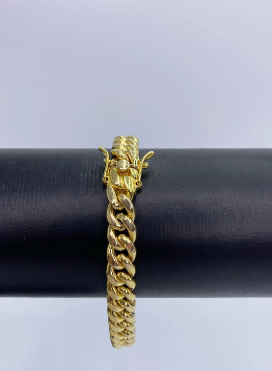 10 karat gold cuban link bracelet