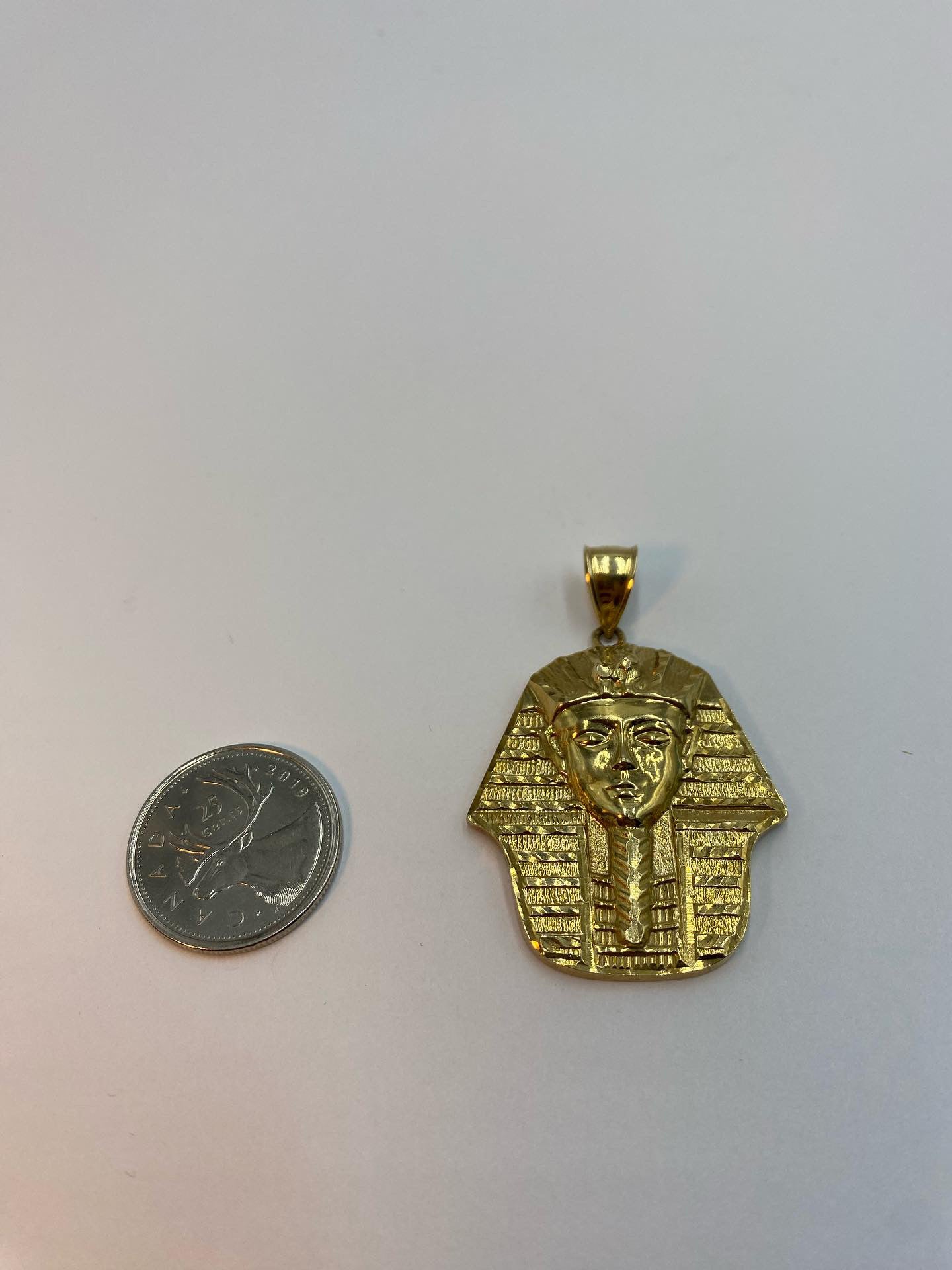 10karat gold Pharaoh head pendant